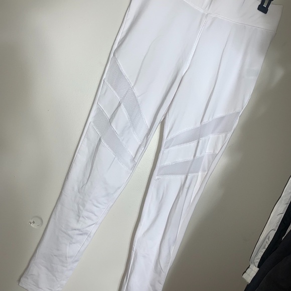 Athletic Workout Leggings - Picture 2 of 4